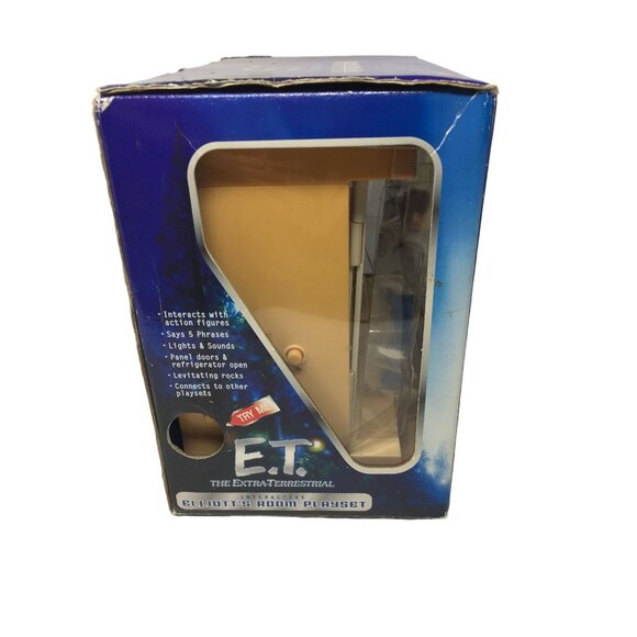 Vintage E.T. The Extra-Terrestrial Interactive Elliot's Room Playset - Picture 4 of 14
